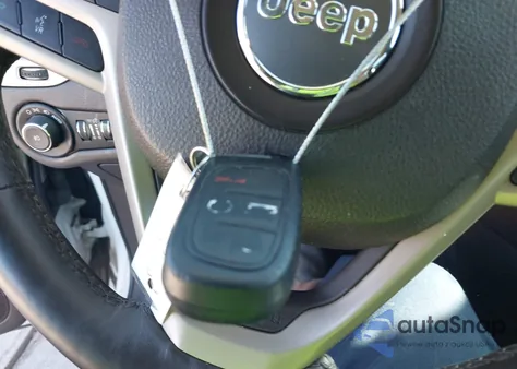 2017 Jeep Cherokee Trailhawk L Plus 4X4 из США, поврежденный, VIN 1C4PJMBS6HW568344